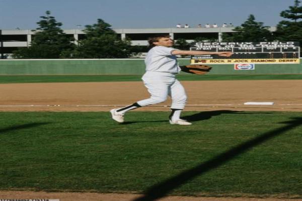 女生参与的有趣体育项目种类